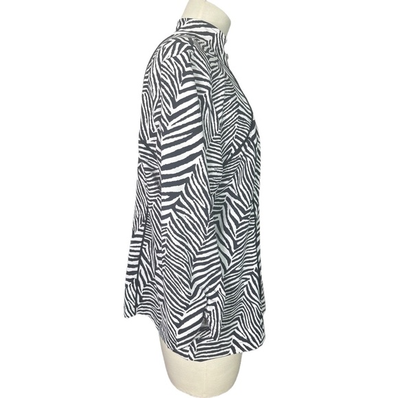 Chico’s Zip Front Pockets Zebra Zenergy Jacket XL - Picture 2 of 7